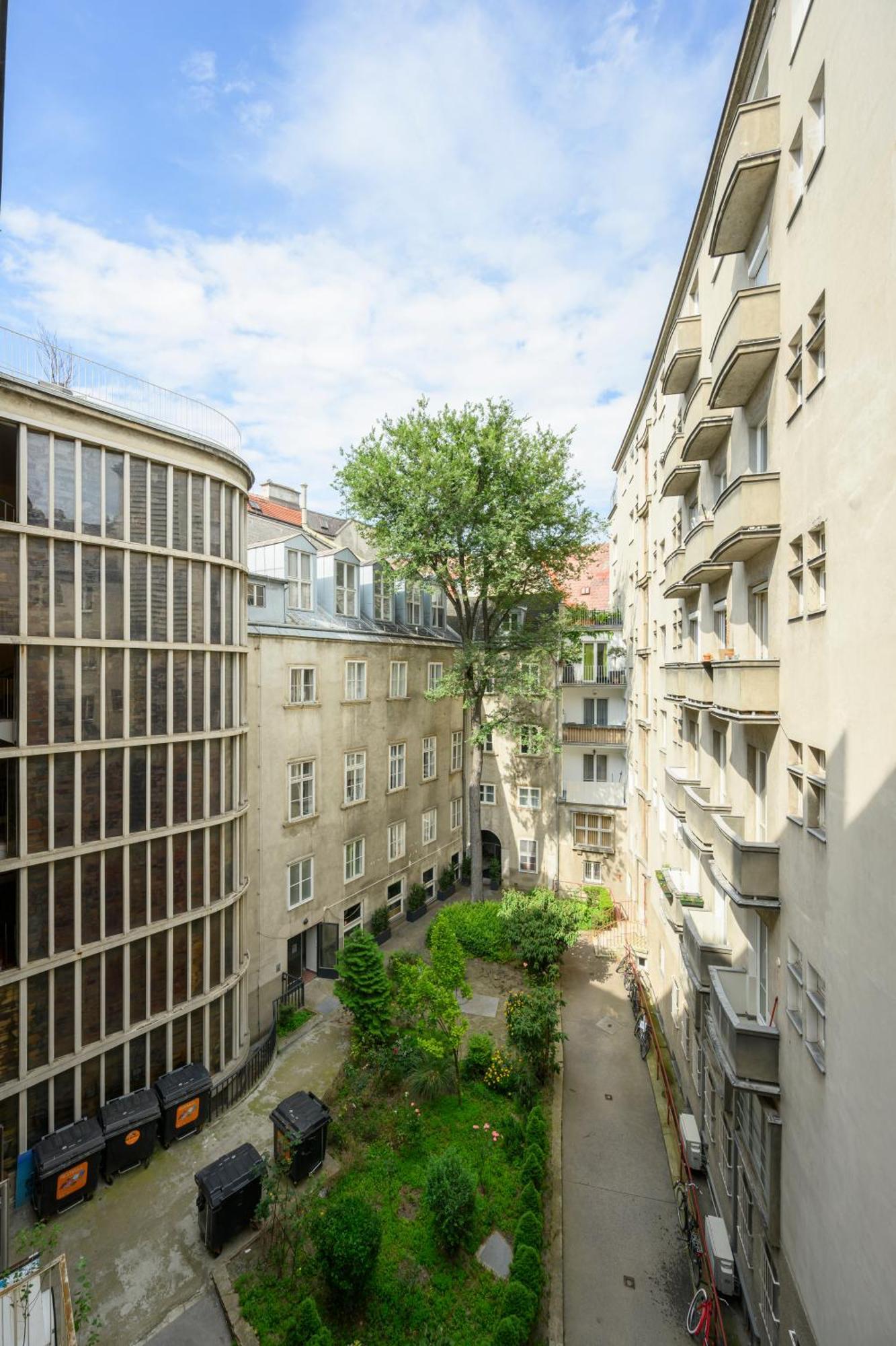 Elegance Palais Palffy Apartments Vienna Exterior photo